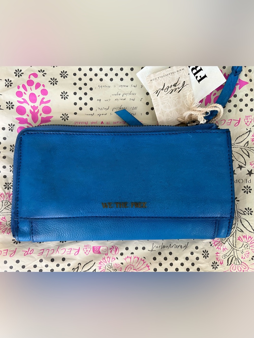 We The Free Emerson Wallet🔥Sapphire• NWT🔥